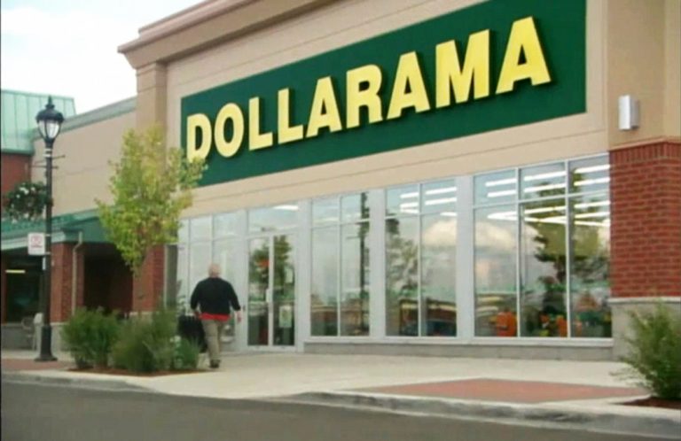 Dollarama va accepta carti de credit