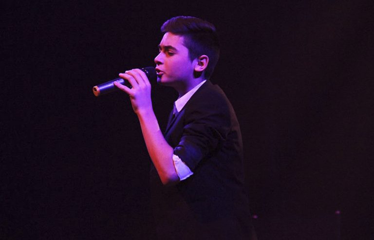 Copii talentati ai romanilor din Canada: Emil Cotrigasanu, locul II la “Bourre de talent”