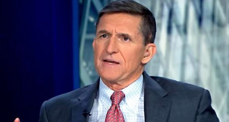 Fost consilier pe probleme de securitate nationala al lui Trump a pledat VINOVAT pentru ca a mintit FBI