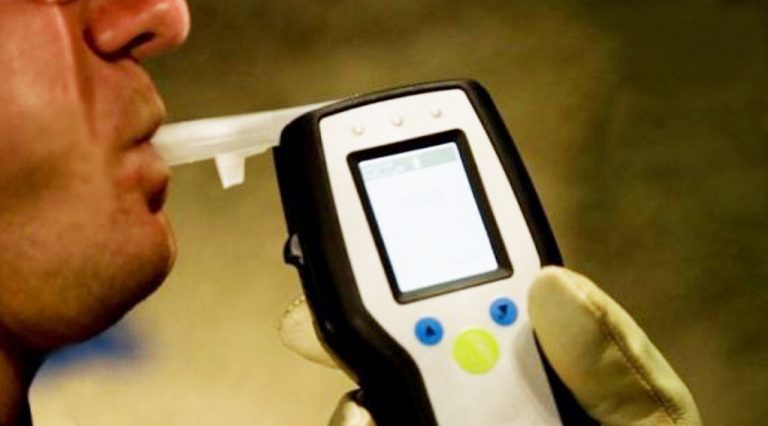 De azi, 18 decembrie: noile prevederi referitoare la ALCOOLEMIA soferilor intra in vigoare in Canada