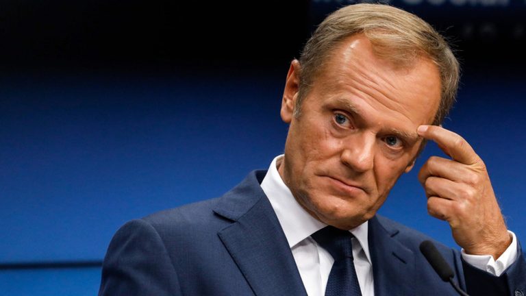 Tusk va fi audiat de o comisie parlamentara poloneza care investigheaza cazuri de evaziune fiscala