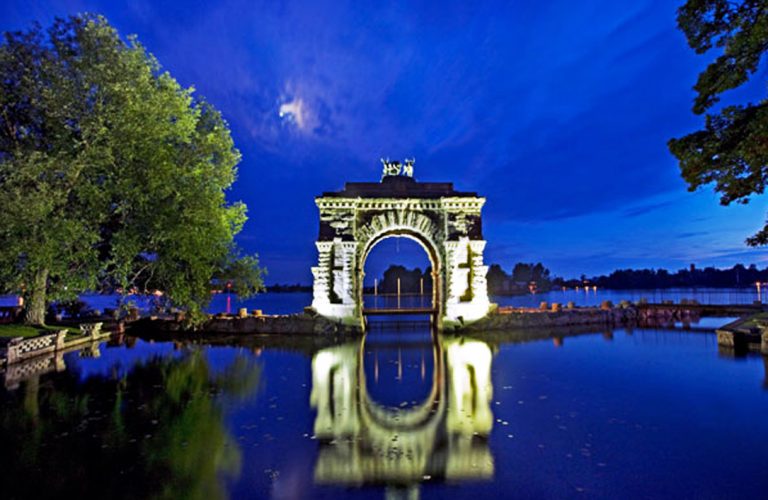 Un castel pentru o iubire: Boldt Castel, de pe Heart Island