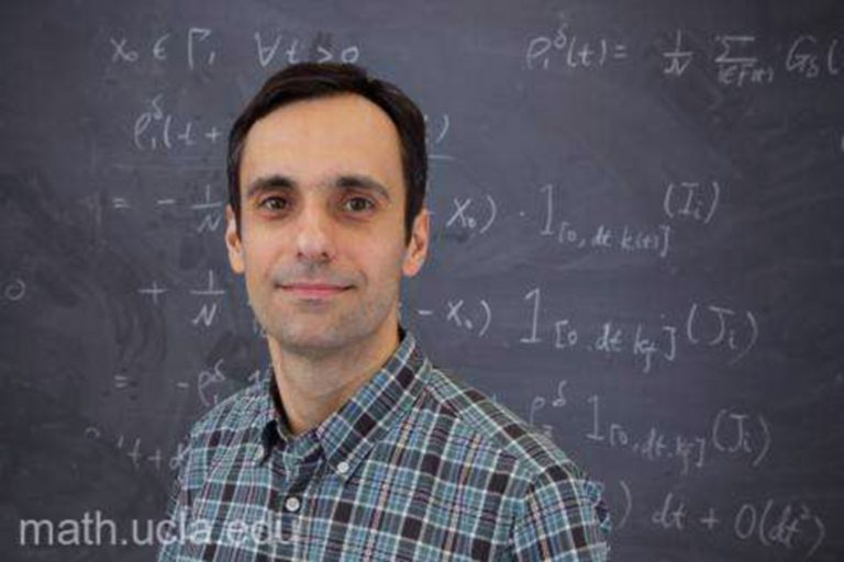 Un roman a castigat prestigiosul premiu Moore pentru matematica pe anul 2019