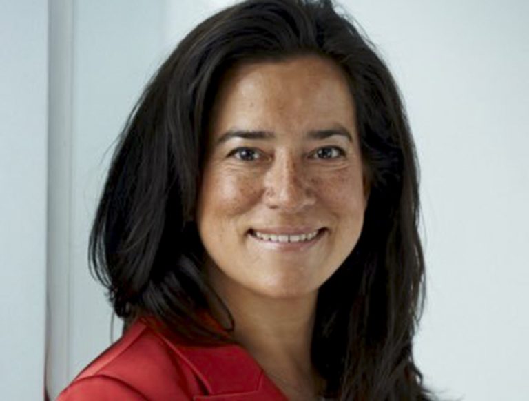 Scandalul SNC-Lavalin: ministra Jody Wilson-Raybould a demisionat