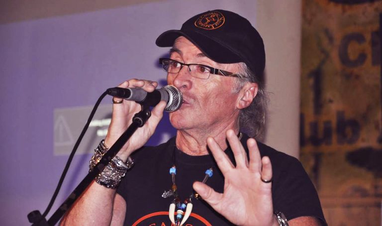 Rock romano-canadian: Cu Marius Luca, despre deceniile petrecute in muzica si viitorul concert de la Montreal (9 martie)