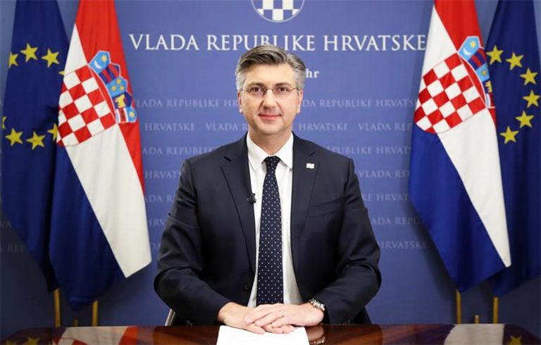 Ministrii croati isi DONEAZA SALARIUL pe o luna pentru a-si ajuta tara