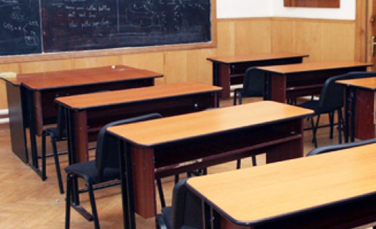 Quebec: Scolile si gradinitele AR PUTEA fi REDESCHISE inainte de 4 mai