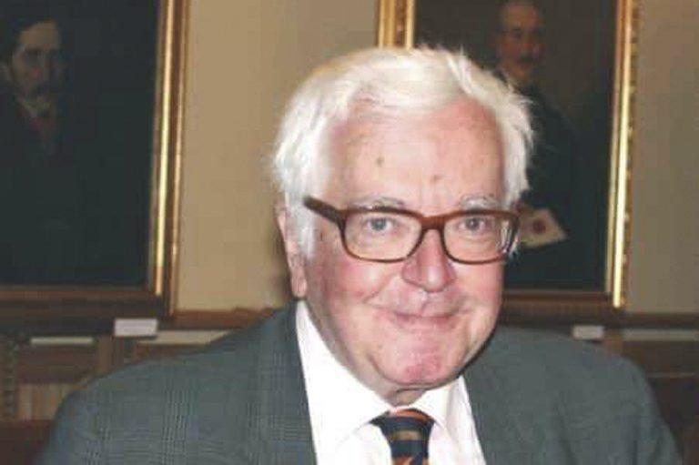 A murit printul Mihai Dimitrie Sturdza, istoric si diplomat